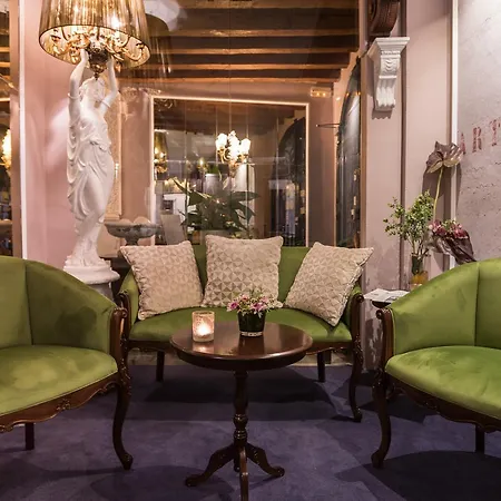 The Town House (adults Only) 2* Marbella