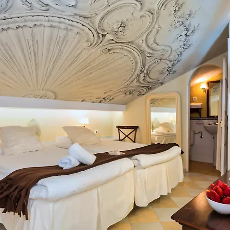 The Town House (adults Only)