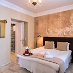 Pensión The Town House (adults Only)