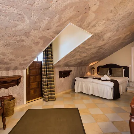 بيت ضيافة The Town House (adults Only) 3*
