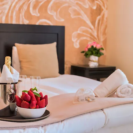 The Town House (adults Only) Penzion 3*