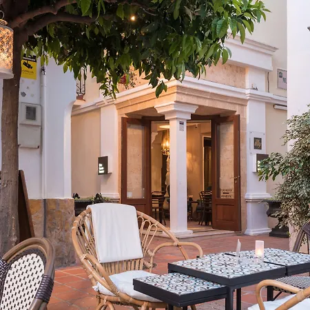 The Town House (adults Only) Penzion