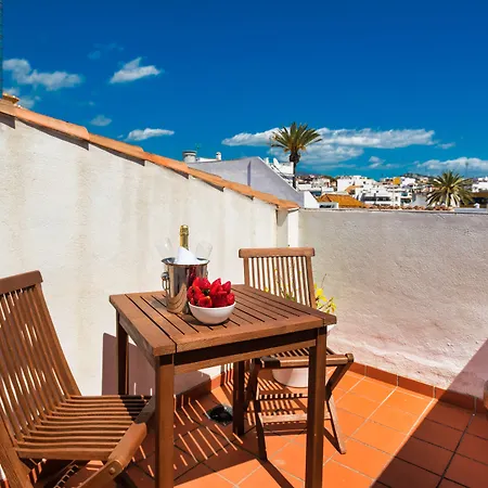The Town House (adults Only) Penzion