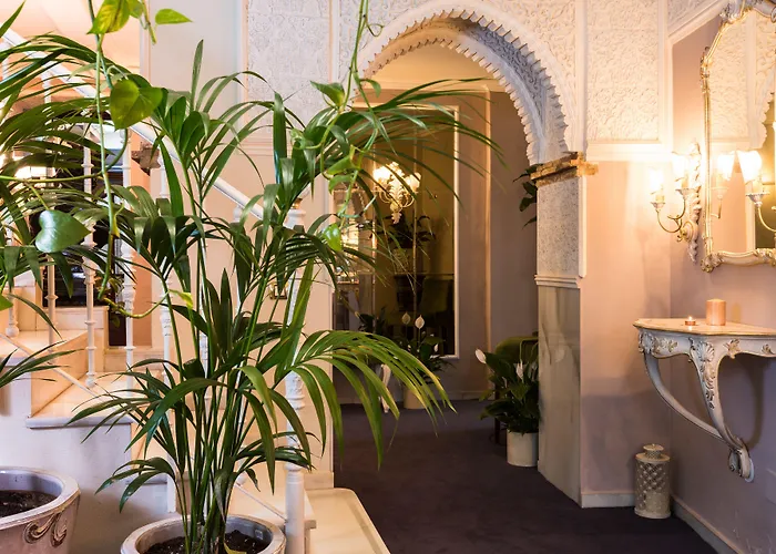 The Town House (adults Only) بيت ضيافة ماربيا