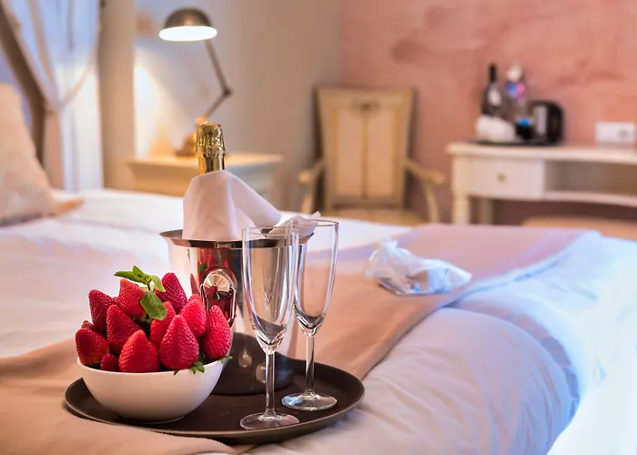 The Town House (adults Only) بيت ضيافة ماربيا